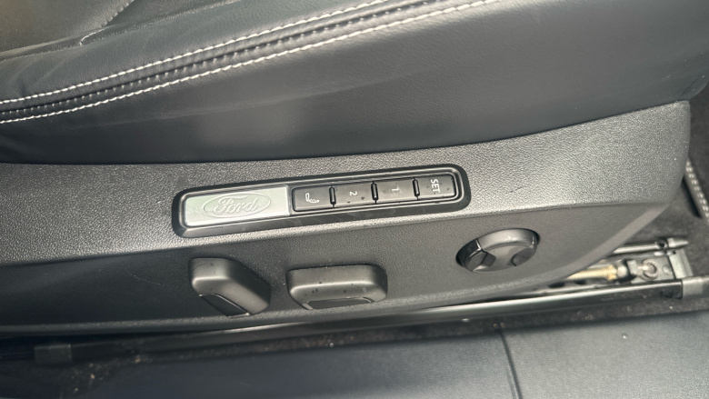 Ford Explorer 250kW Premium 79kWh AWD 5dr Auto Electric Estate